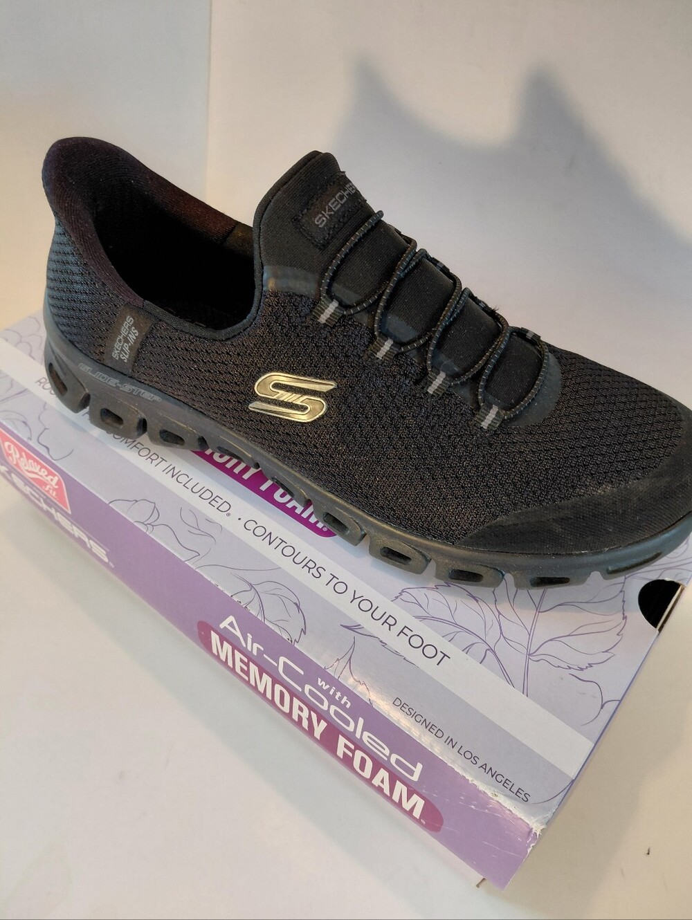 Skechers Black Slip-On Athletic Sneaker Air Foam